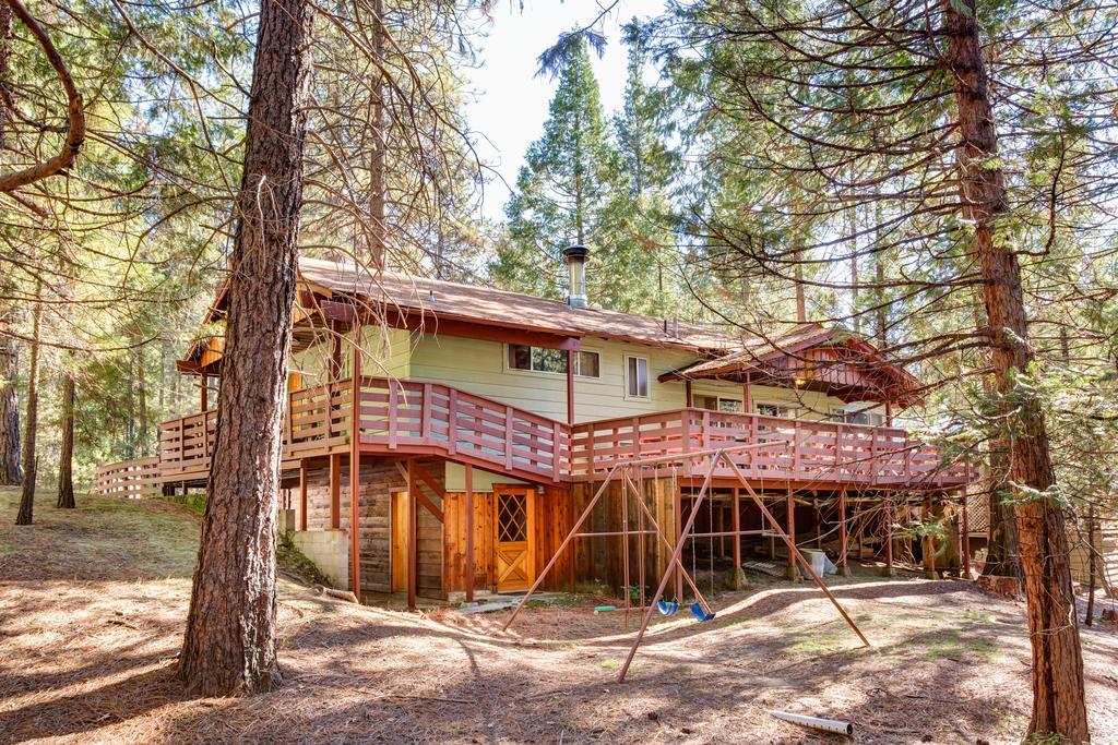 Chalet 27a Pine Crest Wawona