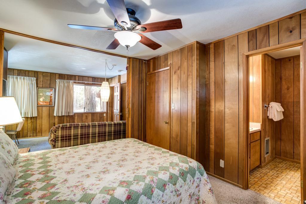 27a Pine Crest * Wawona